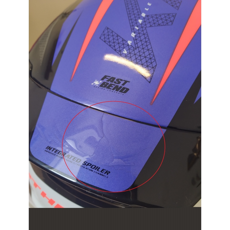 Integralny kask motocyklowy MT Kre Lookout niebiesko-czarno-fluo czerwony - II. jakość