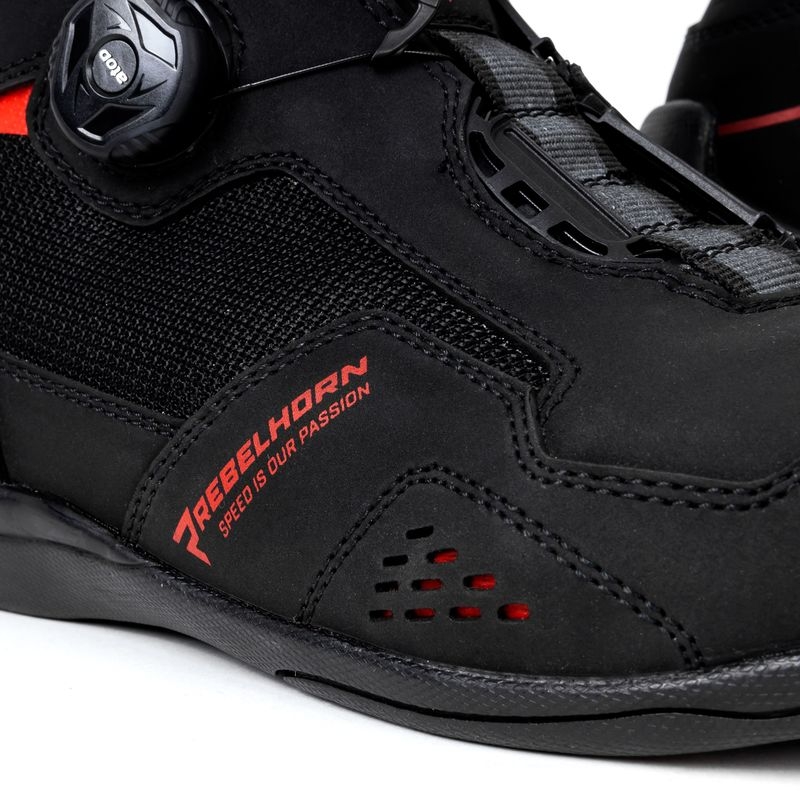 Buty motocyklowe Rebelhorn Spark II czarno-czerwone.