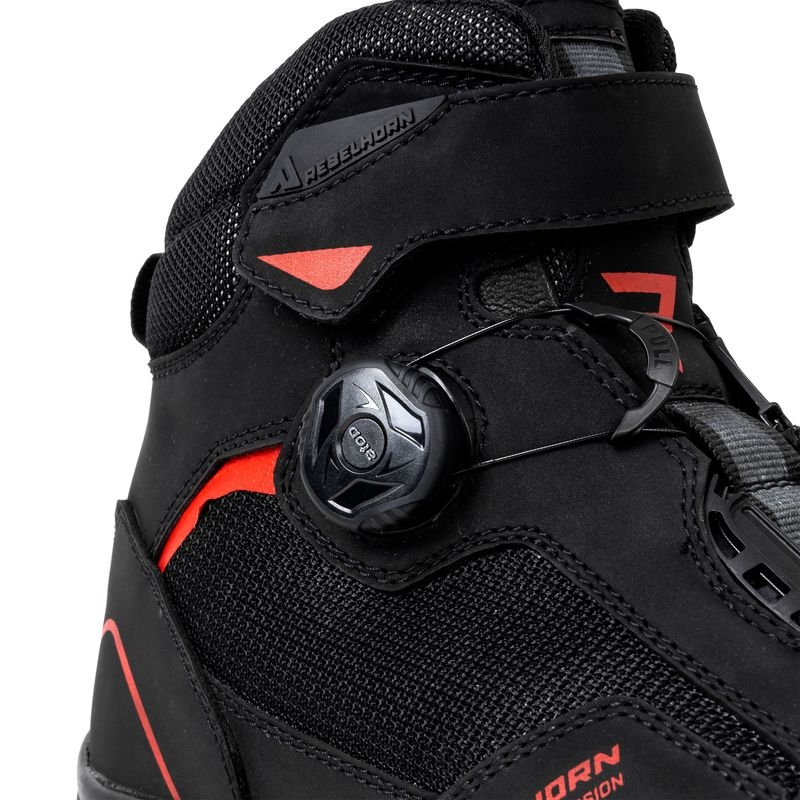 Buty motocyklowe Rebelhorn Spark II czarno-czerwone.