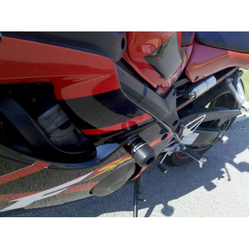 Honda CBR 600F (99-07) z modyfikacją owiewki Classic