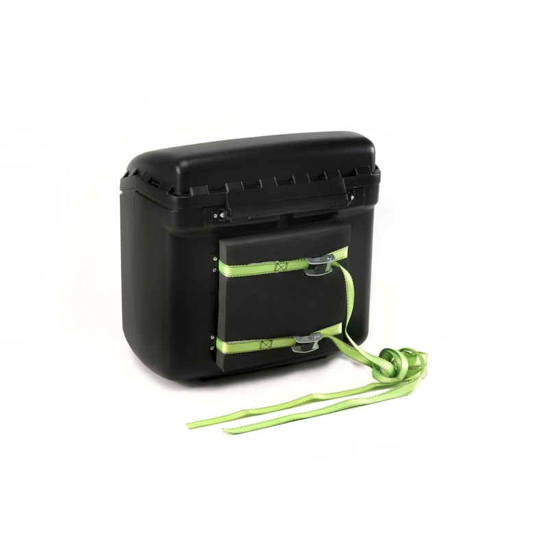 Top box PUIG MAXI BOX black with lock and attached with straps