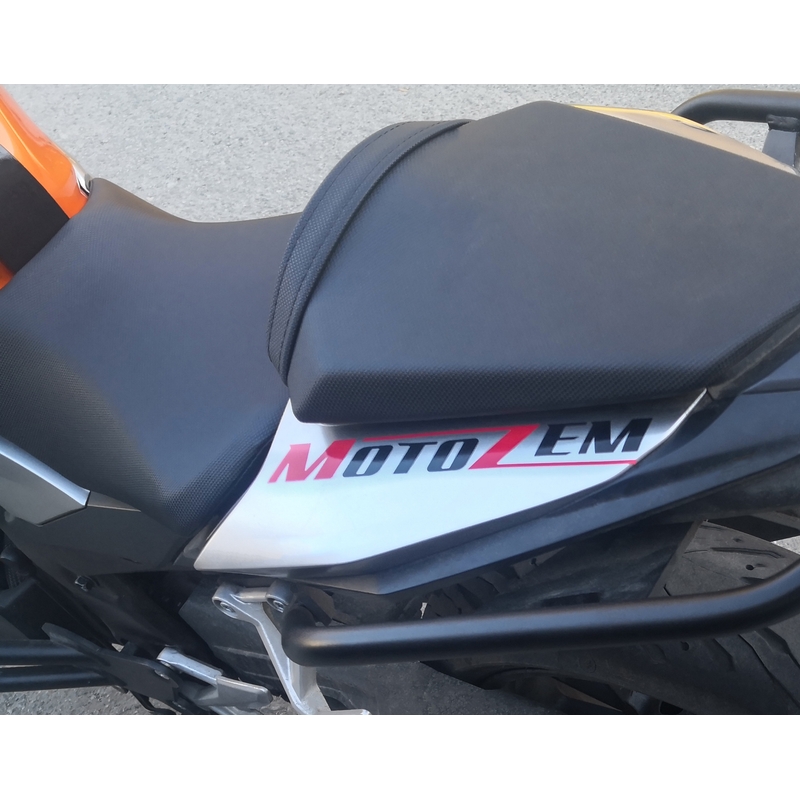 Naklejka z logo MotoZem czarna