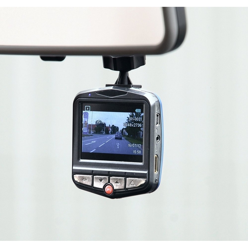 Kamera samochodowa 2,4" FULL HD szerokokątna
