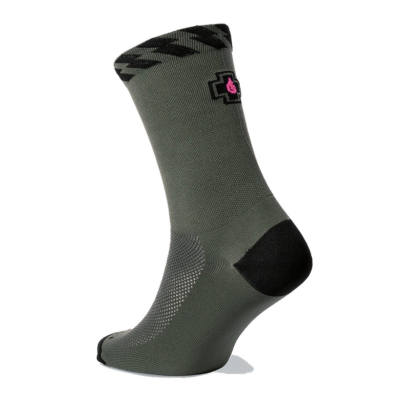 Technical Socks MUC-OFF Green (9-11)