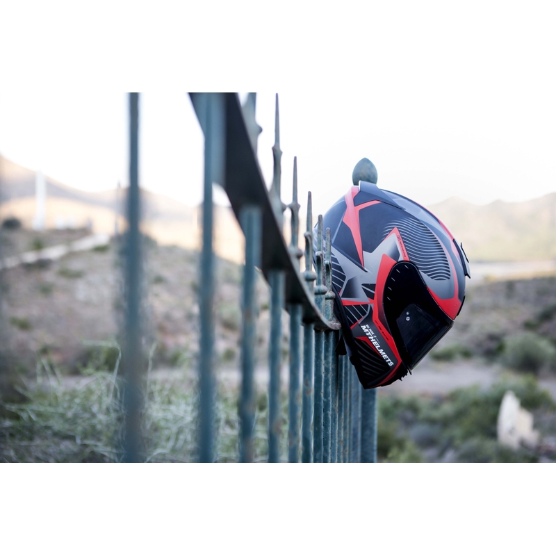 Integralny kask motocyklowy MT Blade 2 SV Blaster czarny matowy-czerwony