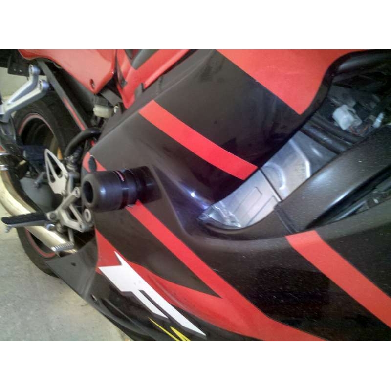Honda CBR 600F (99-07) z modyfikacją owiewki Classic