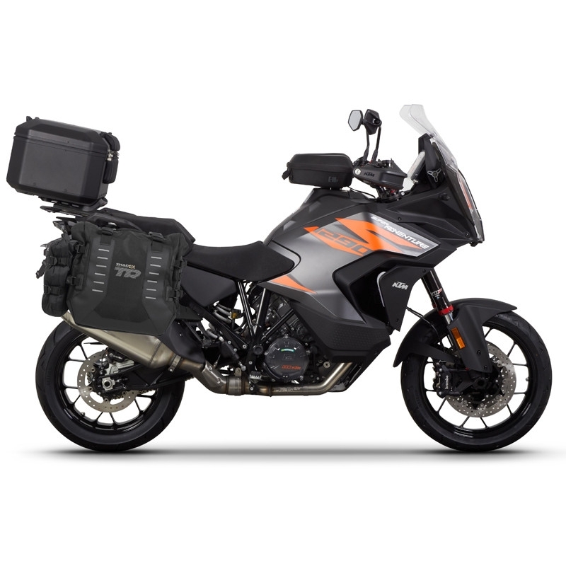 Complete set of SHAD TERRA TR40 adventure saddlebags and SHAD TERRA BLACK aluminium 48L topcase, including mounting kit SHAD KTM Super Adventure 1290 (R, S)