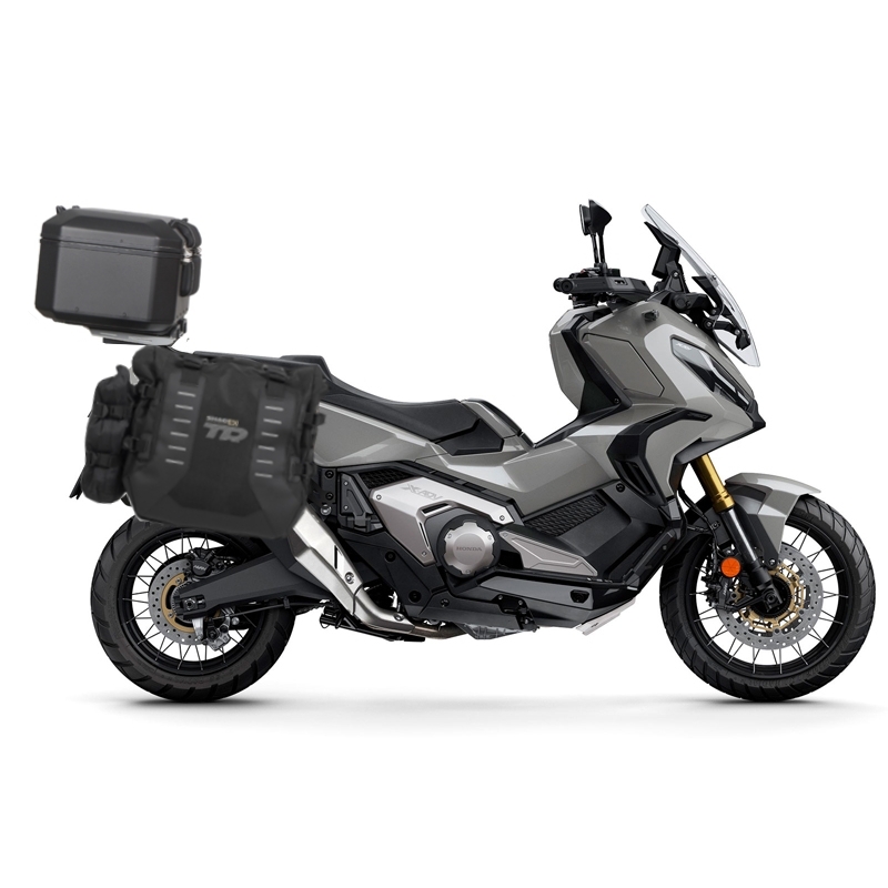 Complete set of SHAD TERRA TR40 adventure saddlebags and SHAD TERRA BLACK aluminium 48L topcase, including mounting kit SHAD HONDA X-ADV 750