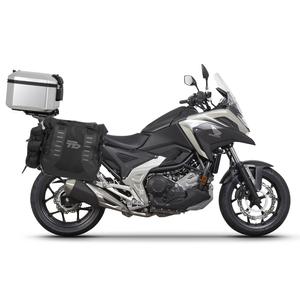 Complete set of SHAD TERRA TR40 adventure saddlebags and SHAD TERRA aluminium 37L topcase, including mounting kit SHAD HONDA NX 750 X 2021-
