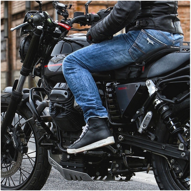 Czarno-białe buty motocyklowe Stylmartin Core