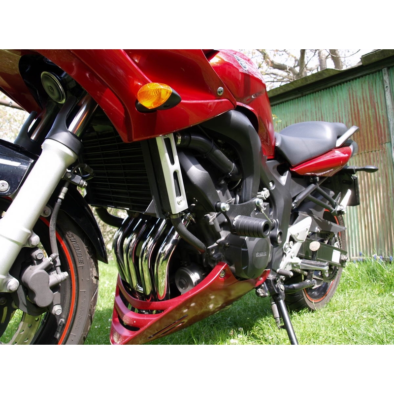 Yamaha FZ6 S2 (06-) (czarna rama) Conus