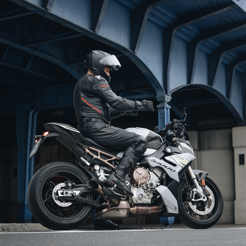 Kožená bunda na motorku Rebelhorn Veloce černo-fluo červená