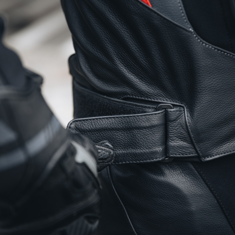 Kožená bunda na motorku Rebelhorn Veloce černo-fluo červená