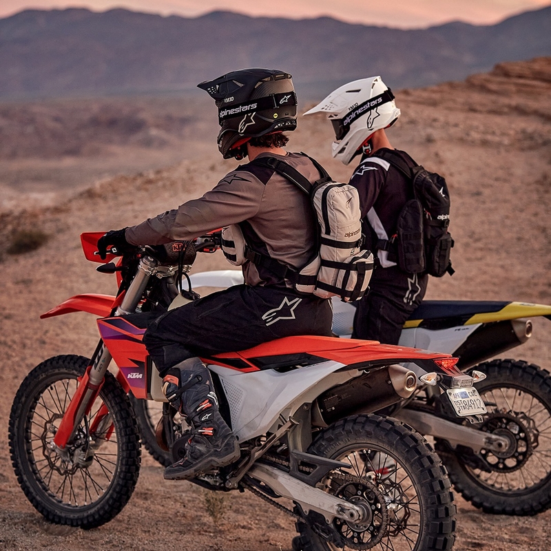 Plecak taktyczny Alpinestars Techdura czarno-biały 9 l