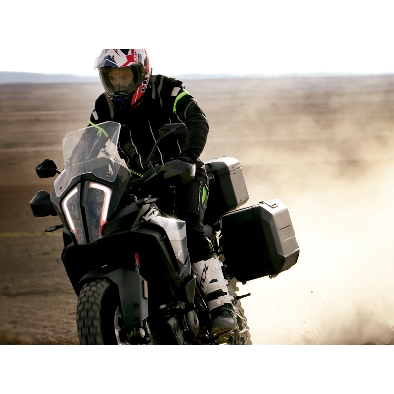 Complete set of black aluminum cases SHAD TERRA, 37L topcase + 36L / 47L side cases, including mounting kit and plate SHAD R 1200 GS Adventure/ R 1250 GS Adventure