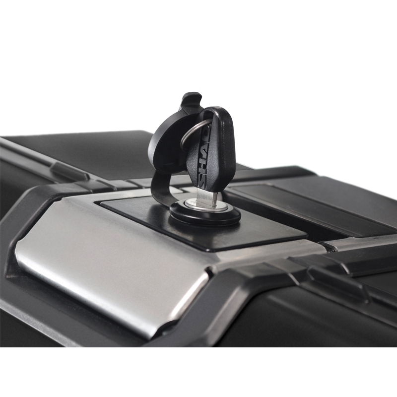 Complete set of 47L / 47L SHAD TERRA BLACK aluminum side cases, including mounting kit SHAD YAMAHA MT-09 Tracer / Tracer 900