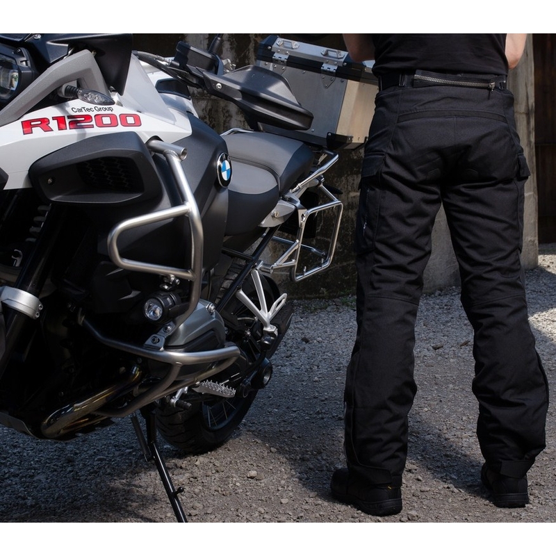 Spodnie motocyklowe Revit Outback czarne przedłużone wyprzedaż