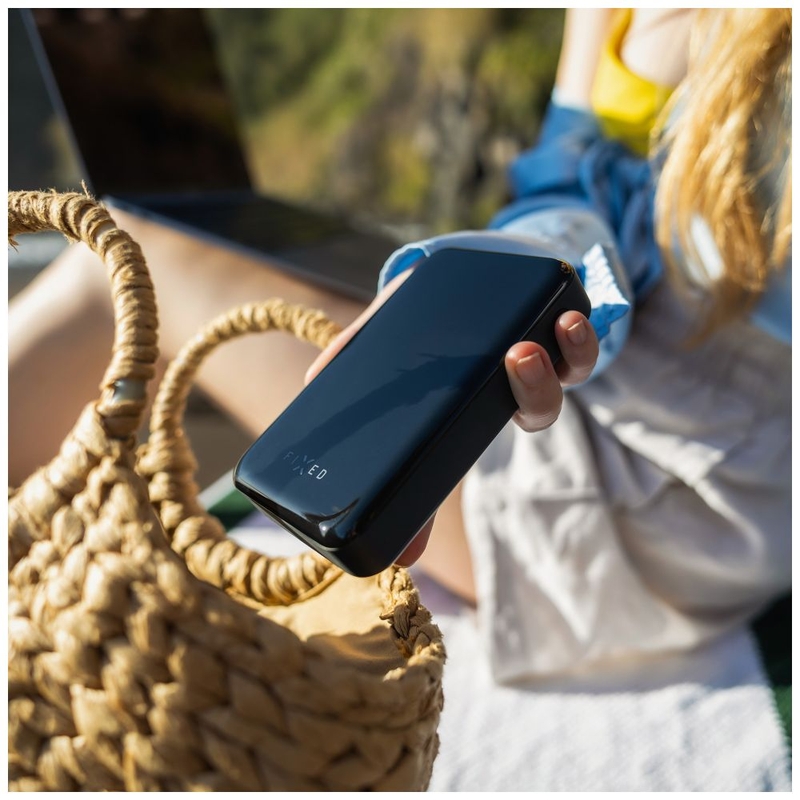Power bank stacjonarny Zen 20 Pro z wyświetlaczem LCD w kolorze czarnym