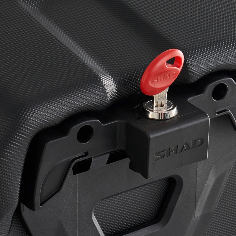 Saddle bags SHAD E48SR hard shell (2 pcs)