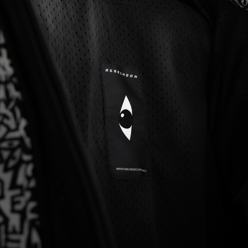 Kurtka motocyklowa typu softshell Rebelhorn Slash Noriaki w kolorze czarno-białym