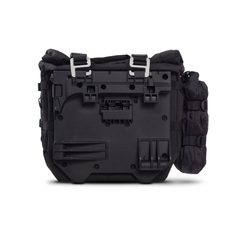 Complete set of SHAD TERRA TR40 adventure saddlebags, including mounting kit SHAD Voge 650DS / 650DSX