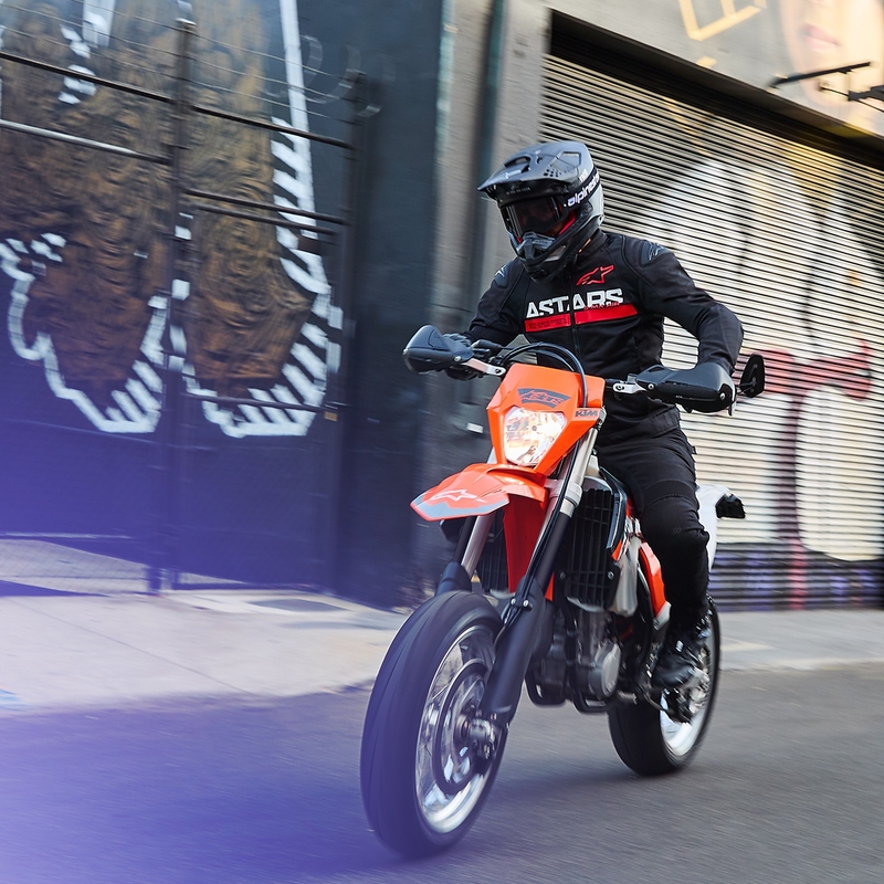Kurtka motocyklowa Alpinestars SMX Air w kolorze czarno-fluo-czerwonym