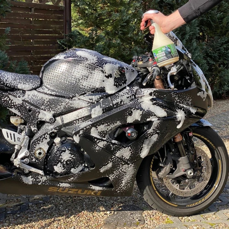 BIO środek do czyszczenia motocykli S100 Bio Moto Wash 750 ml