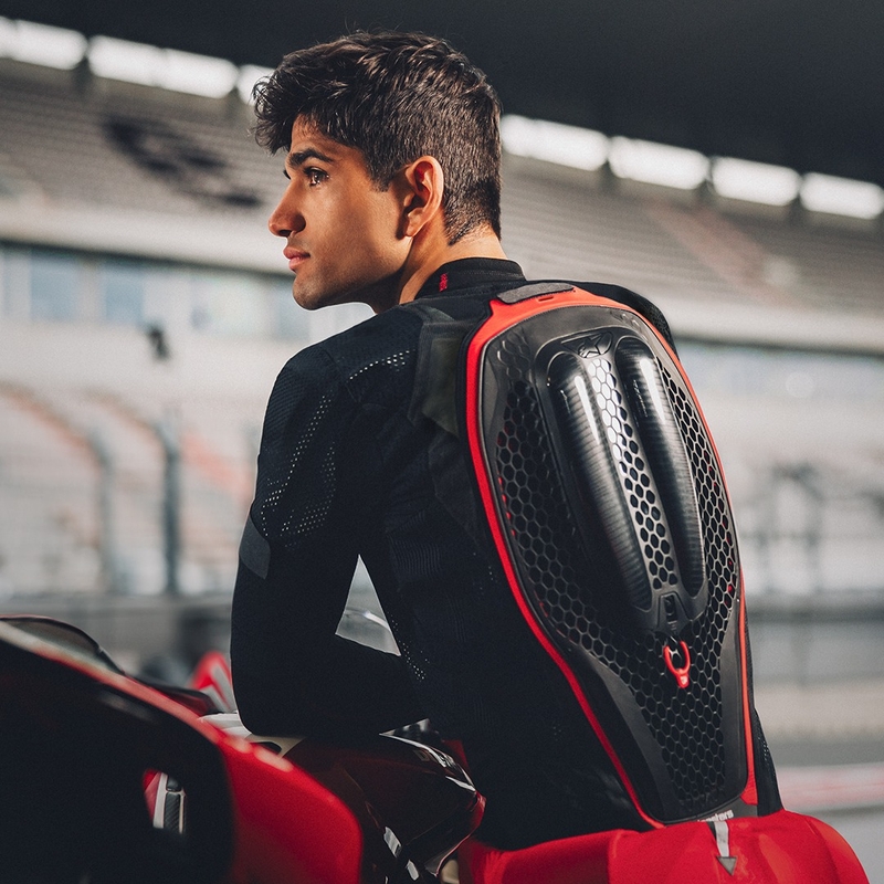 Kamizelka z poduszką powietrzną Alpinestars TECH-AIR®7X System czarno-czerwona