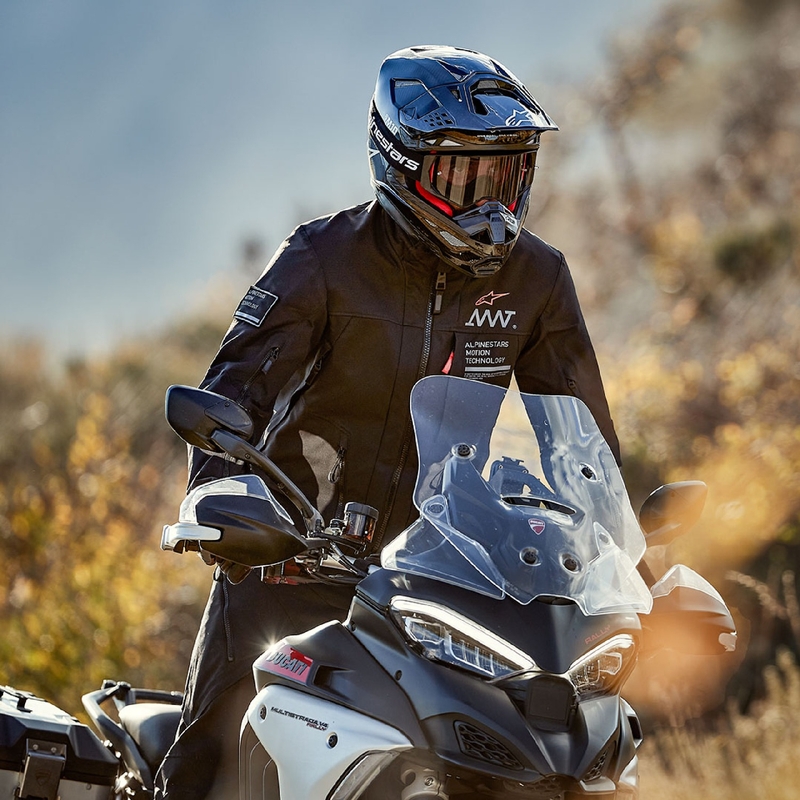 Kurtka motocyklowa Alpinestars AMT-8 Stretch Drystar XF w kolorze czarnym