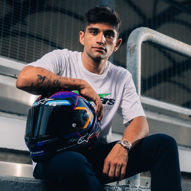 Kask motocyklowy integralny Alpinestars Supertech R-10 Limited Edition Martinator Jorge Martin Niebiesko-fioletowo-czerwono-żółty