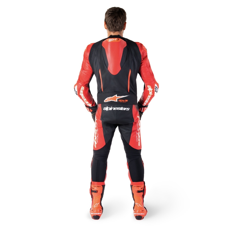 Czarno-czerwony jednoczęściowy kombinezon skórzany Alpinestars GP-R7 zgodny z technologią Tech-Air