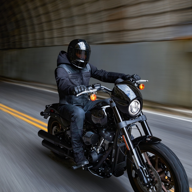 Kamizelka z poduszką powietrzną Alpinestars TECH-AIR®3 V2 LEATHER system czarna