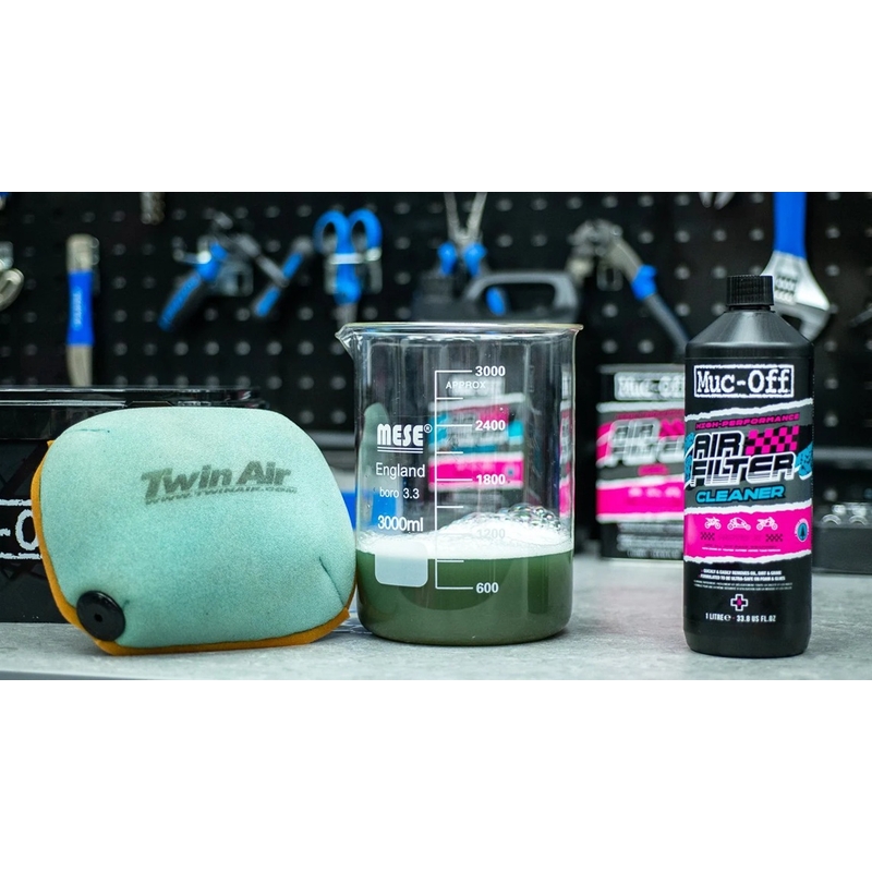 Motorcycle air filter cleaner MUC-OFF 1l