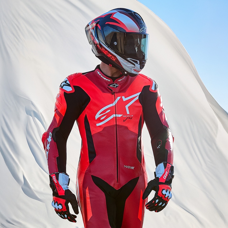 Alpinestars GP Plus V4 Sprint Jednoczęściowy skórzany kombinezon motocyklowy, kompatybilny z Tech-air, fluorescencyjny czerwony-czerwony-biały-czarny