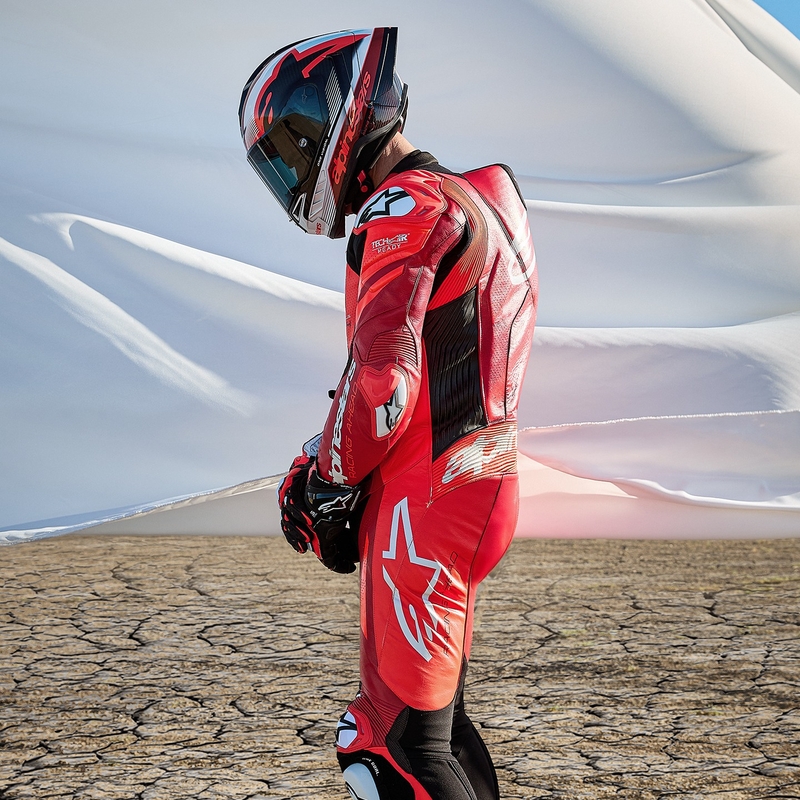 Alpinestars GP Plus V4 Sprint Jednoczęściowy skórzany kombinezon motocyklowy, kompatybilny z Tech-air, fluorescencyjny czerwony-czerwony-biały-czarny