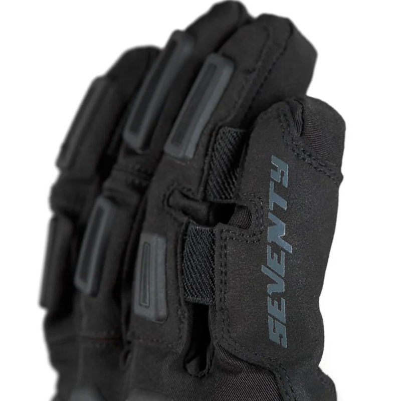 Rękawice motocyklowe Seventy Degrees SD-T13 Aspen Light czarno-czerwone