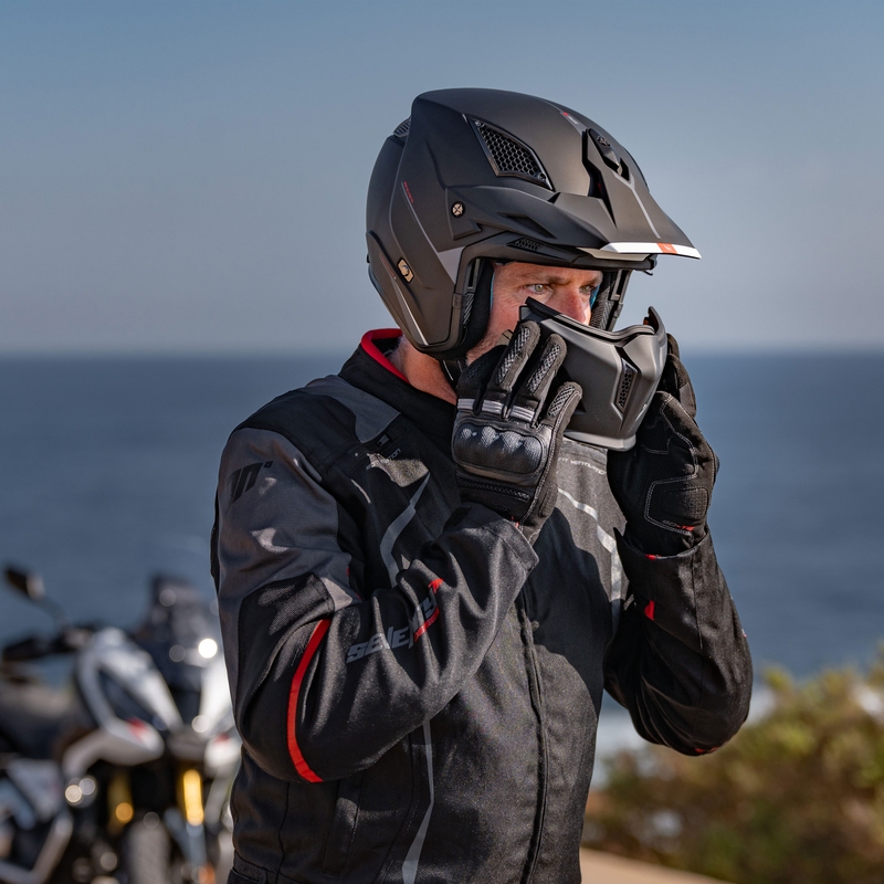 Kask otwarty z maską MT Streetfighter SV S Solid A1 czarny mat