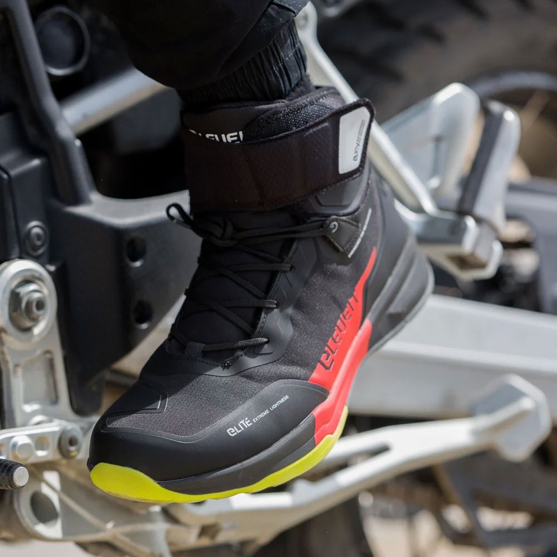 Buty motocyklowe Eleveit STRATOS E-Dry czarno-czerwone