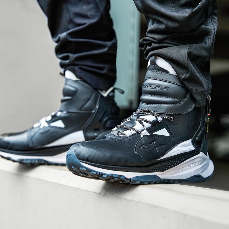 Buty motocyklowe Alpinestars Speedstreet czarno-białe