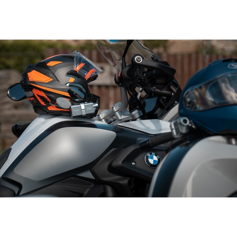 Kamera na kask motocyklowy INNOVV H5 srebrno-szara