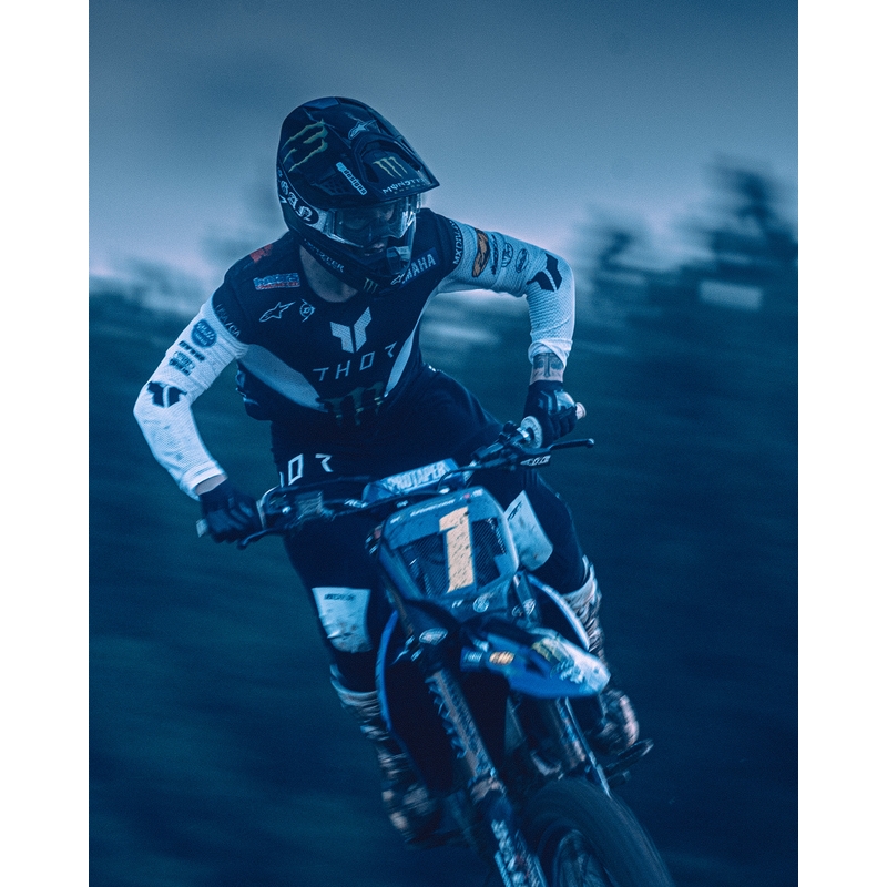 Gogle motocrossowe Alpinestars Supertech Vision DNGR38 XXV czarno-srebrne z lustrzanym srebrnym pleksiglasem