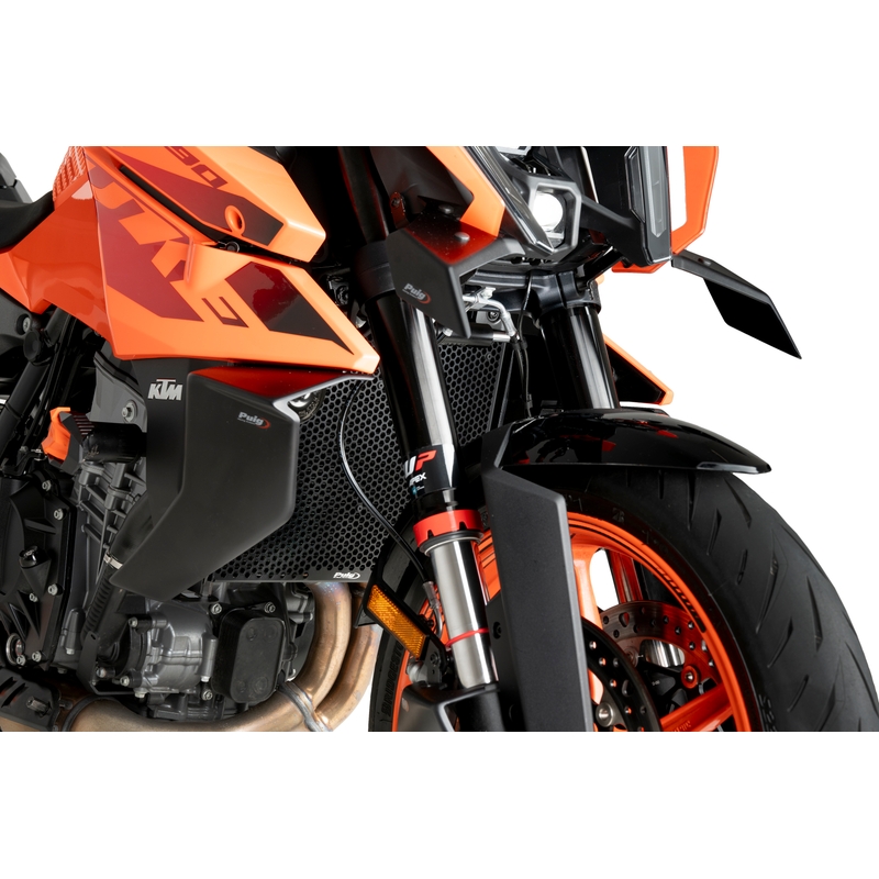Radiator cover PUIG black