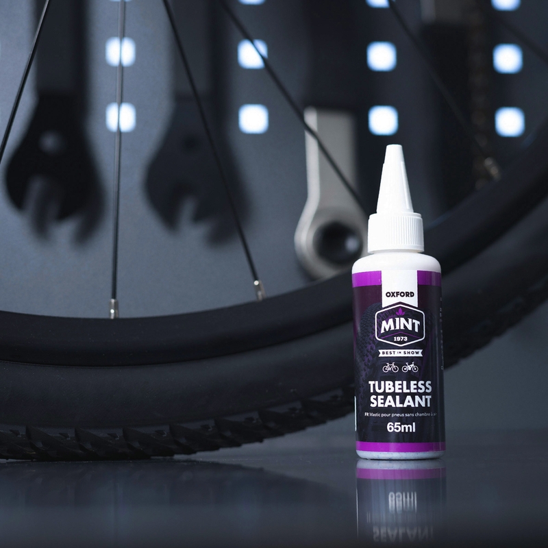 Spray naprawczy do opon Oxford Mint 65ml