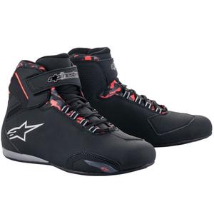 Alpinestars Sektor Wodoodporne buty motocyklowe czarno-czerwono-szare-kamuflaż