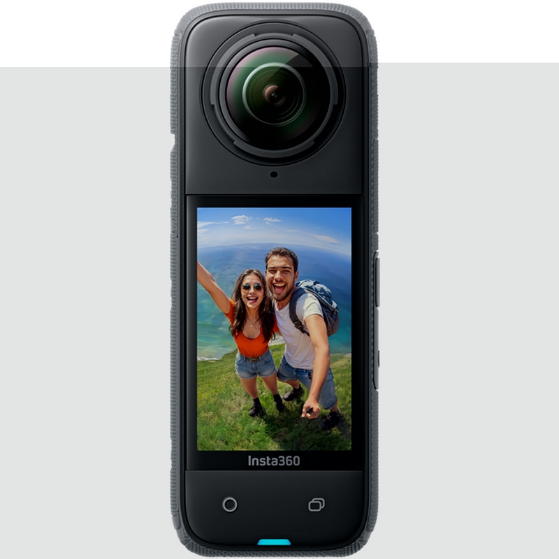 Kamera sportowa Insta360 X4 Motorcycle Bundle w kolorze czarnym