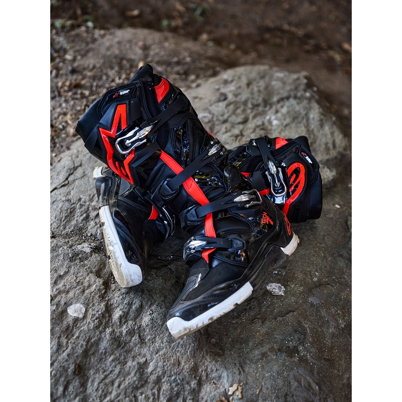 Buty motocyklowe Alpinestars TECH 7 Enduro Drystar czarno-fluo czerwono-białe