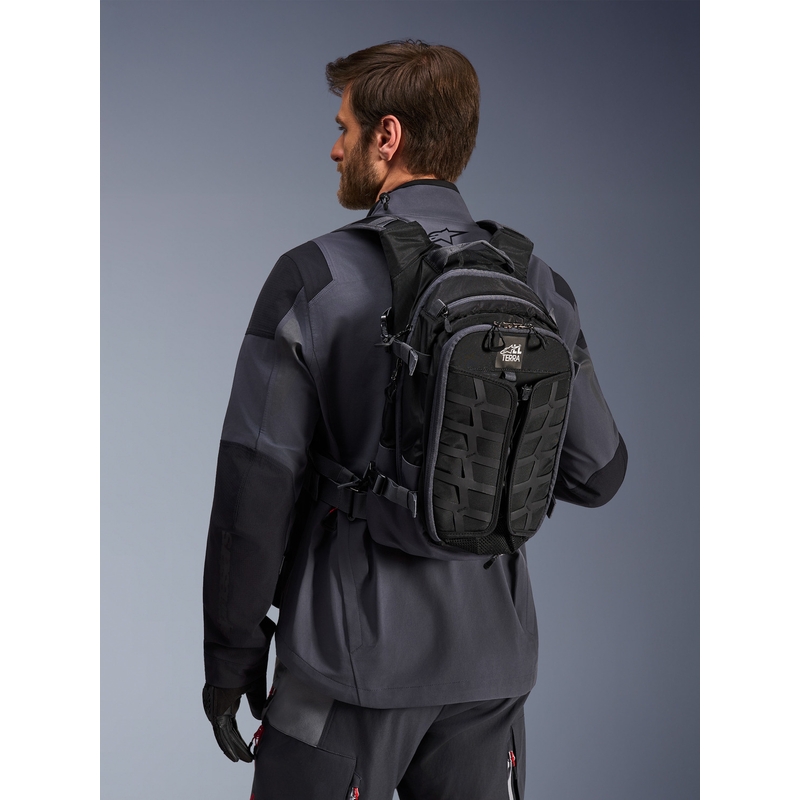 Plecak motocyklowy Alpinestars AT-15 czarno-szary 15 l