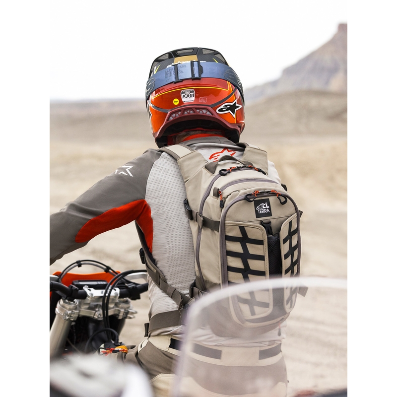 Plecak motocyklowy Alpinestars AT-15 piaskowo-pomarańczowy 15 l