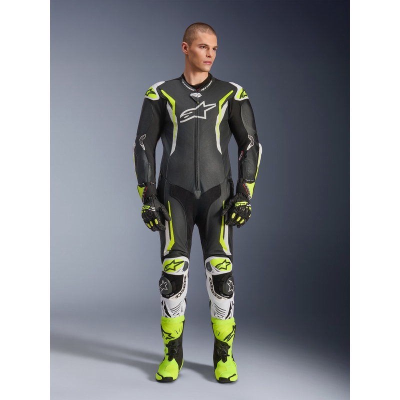 Jednoczęściowy skórzany kombinezon motocyklowy Alpinestars GP TECH V5 w kolorze czarno-biało-fluo-żółtym