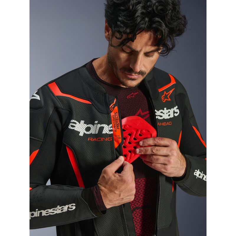 Kurtka motocyklowa skórzana Alpinestars GP Force V2 Airflow czarno-fluo czerwono-biała